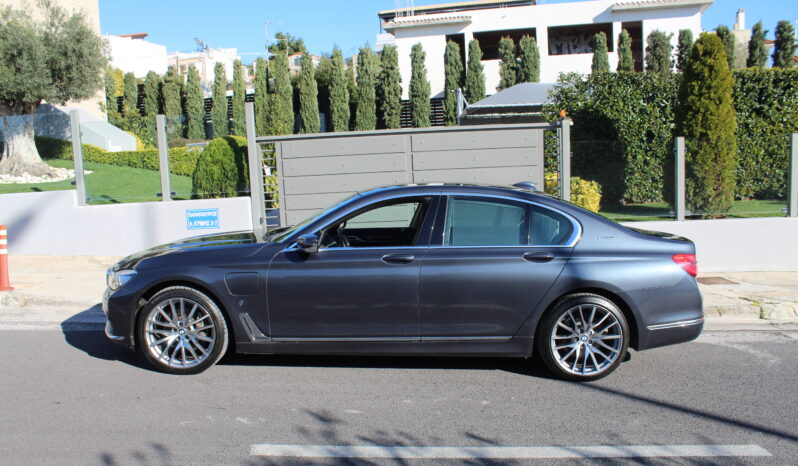 BMW 740e iPerformance PLUG IN HEAD UP SOFT CLOSE full