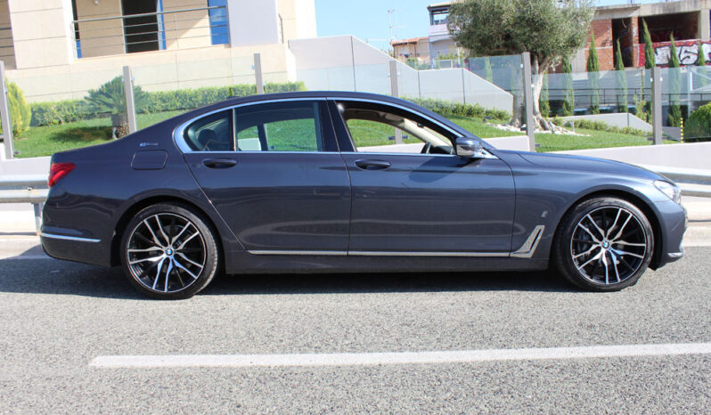 BMW 740e iPerformance PLUG IN HEAD UP SOFT CLOSE full