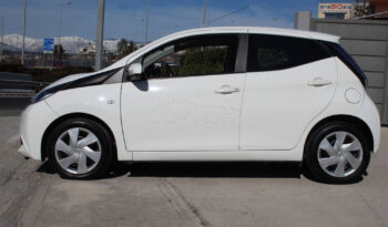 TOYOTA AYGO 1.0 X-PLAY AYTOMATO MMT TOUCH 70HP 5D CAMERA EΛΛΗΝΙΚΟ full