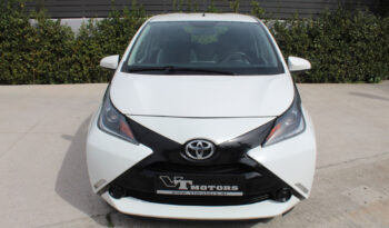 TOYOTA AYGO 1.0 X-PLAY AYTOMATO MMT TOUCH 70HP 5D CAMERA EΛΛΗΝΙΚΟ full