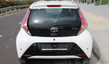 TOYOTA AYGO 1.0 X-PLAY AYTOMATO MMT TOUCH 70HP 5D CAMERA EΛΛΗΝΙΚΟ full