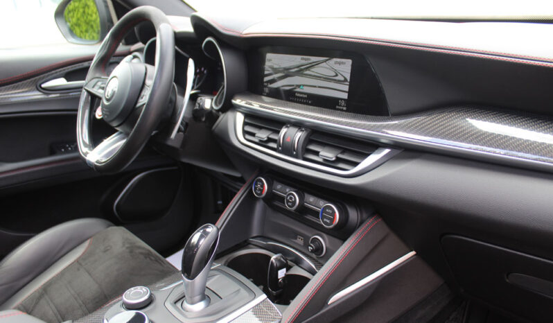 ALFA ROMEO STELVIO QUADRIFOGLIO Q4 V6 2.9 510HP PANORAMA SPARCO full
