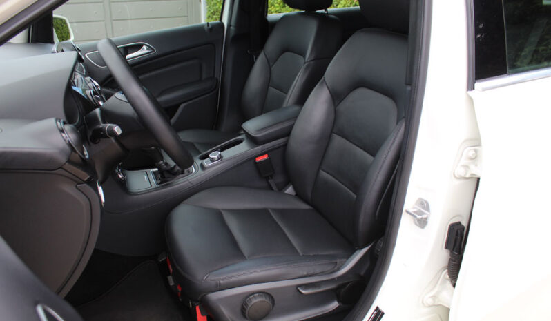 MERCEDES B 200 1.6 156 HP BlueEFFICIENCY Sports Tourer ΔΕΡΜΑ ΕΛΛΗΝΙΚΟ full