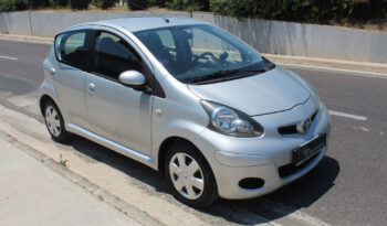 TOYOTA AYGO 1.0 AYTOMATO MMT 70HP 5D 1ο ΧΕΡΙ EΛΛΗΝIKO full