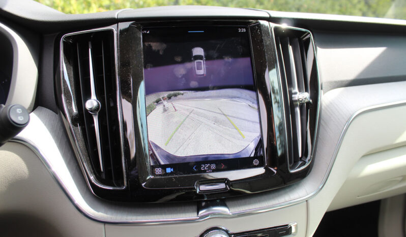VOLVO XC 60 2.0 B4 AWD PLUS DARK PANORAMA HYBRID DIESEL ΕΛΛΗΝΙΚΟ full
