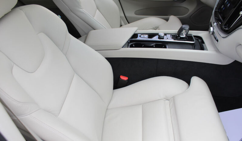 VOLVO XC 60 2.0 B4 AWD PLUS DARK PANORAMA HYBRID DIESEL ΕΛΛΗΝΙΚΟ full