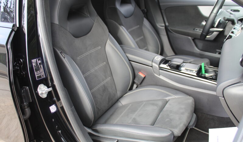 MERCEDES A 250e AMG PACKET PLUG IN 218HP EDITION 2020 AMBIENT NIGHT PACK full