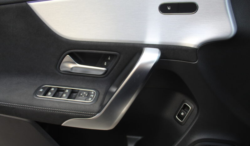 MERCEDES A 250e AMG PACKET PLUG IN 218HP EDITION 2020 AMBIENT NIGHT PACK full