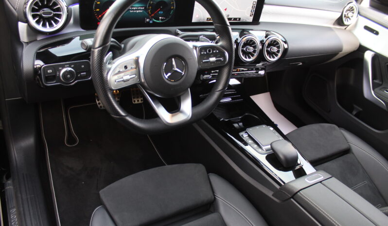 MERCEDES A 250e AMG PACKET PLUG IN 218HP EDITION 2020 AMBIENT NIGHT PACK full