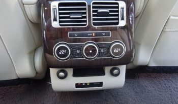 RANGE ROVER 4.4 SDV8 AUTOBIOGRAPHY PANORAMA 22” SOFT CLOSE full