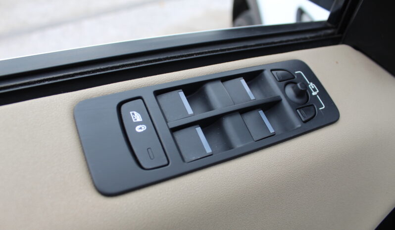 LAND ROVER DISCOVERY SPORT 2.0 DIESEL TD4 9 SPEED AWD PANORAMA full