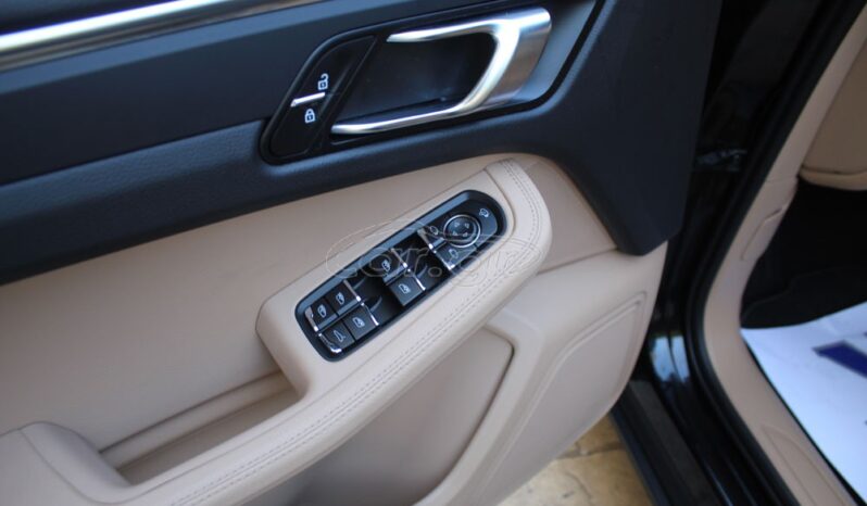 PORSCHE MACAN 2.0 245HP PANORAMA PDLS FACELIFT full