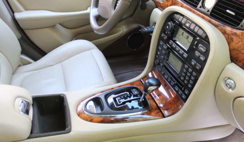 JAGUAR XJ8 3.6 V8 258HP 19” ΕΛΛΗΝΙΚΟ full