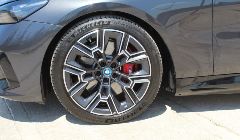 BMW i5 M60 xDrive M SPORTPACKET HEAD UP PANORAMA full