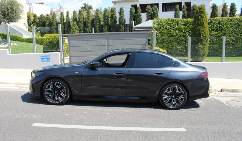 BMW i5 M60 xDrive M SPORTPACKET HEAD UP PANORAMA full