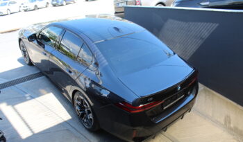BMW i5 M60 xDrive M SPORTPACKET HEAD UP PANORAMA full