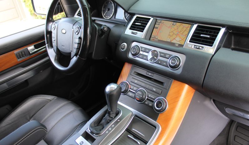 RANGE ROVER SPORT 3.0 SDV6 HSE 245HP DIESEL FACELIFT NAVI CAMERA full