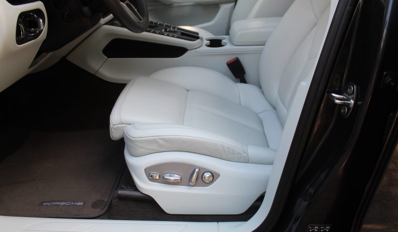 PORSCHE MACAN 2.0 245HP PANORAMA PDLS 20” FACELIFT full