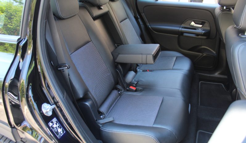 MERCEDES GLB 180 1.3 136HP AYTOMATO CAMERA URBAN ΕΛΛΗΝΙΚΟ full
