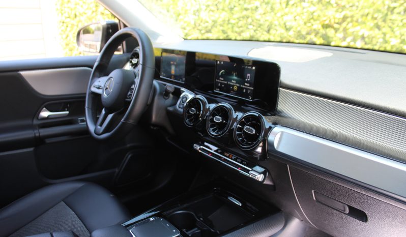 MERCEDES GLB 180 1.3 136HP AYTOMATO CAMERA URBAN ΕΛΛΗΝΙΚΟ full