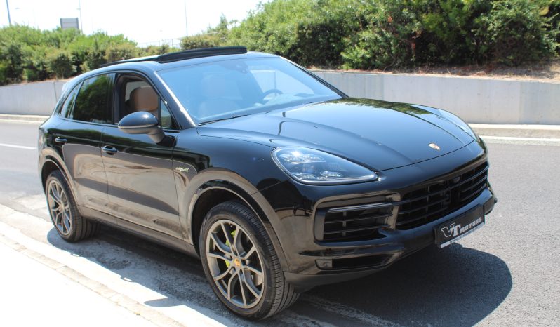 PORSCHE CAYENNE E-HYBRID 3.0 462HP PASM PANORAMA HEAD UP MATRIX 21” full