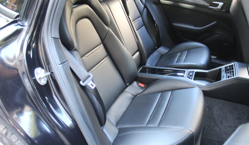 PORSCHE PANAMERA 4-HYBRID PLUG IN 2.9 462HP 21”PANORAMA BOSE PASM full