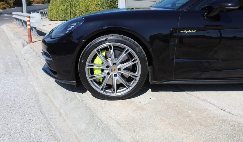 PORSCHE PANAMERA 4-HYBRID PLUG IN 2.9 462HP 21”PANORAMA BOSE PASM full