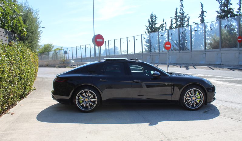 PORSCHE PANAMERA 4-HYBRID PLUG IN 2.9 462HP 21”PANORAMA BOSE PASM full