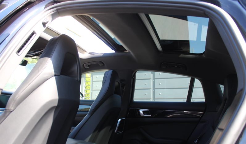 PORSCHE PANAMERA 4-HYBRID PLUG IN 2.9 462HP 21”PANORAMA BOSE PASM full
